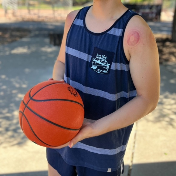BODY GLOVE KEY WEST FLORIDA MEN TANK TOP SHIRT NAVY BLUE STRIPE SHARK SEE SURFER - Picture 16 of 16